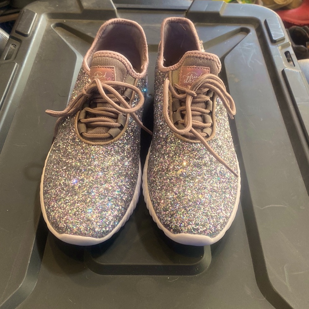 Silver sparkle sneakers. Never worn. Size 10